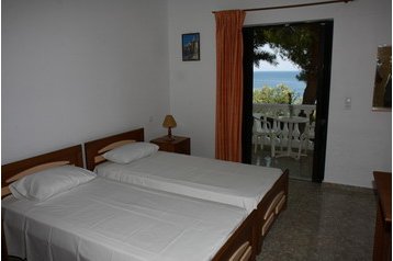 Grecia Privát Benitses, Exteriorul